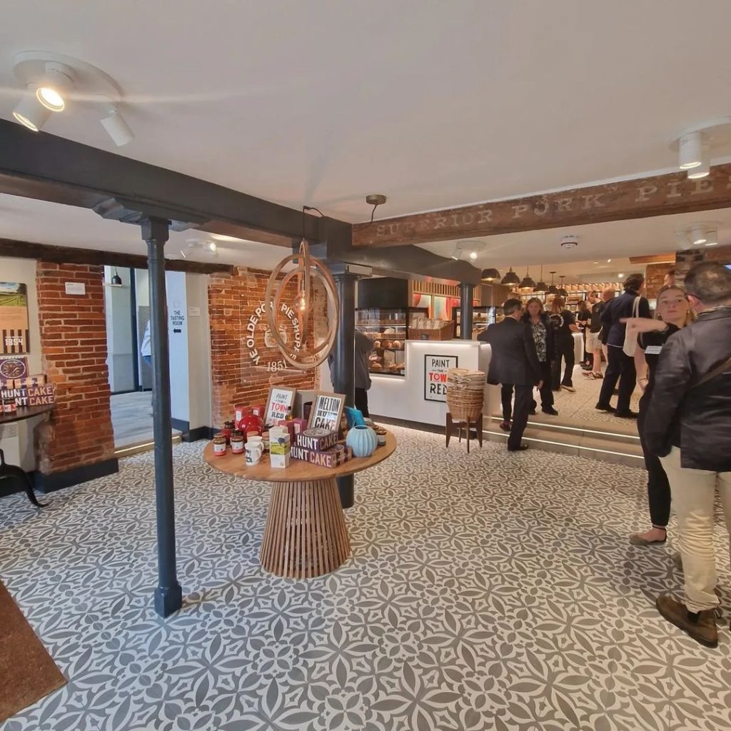 New-2024-shoppe-3.jpg