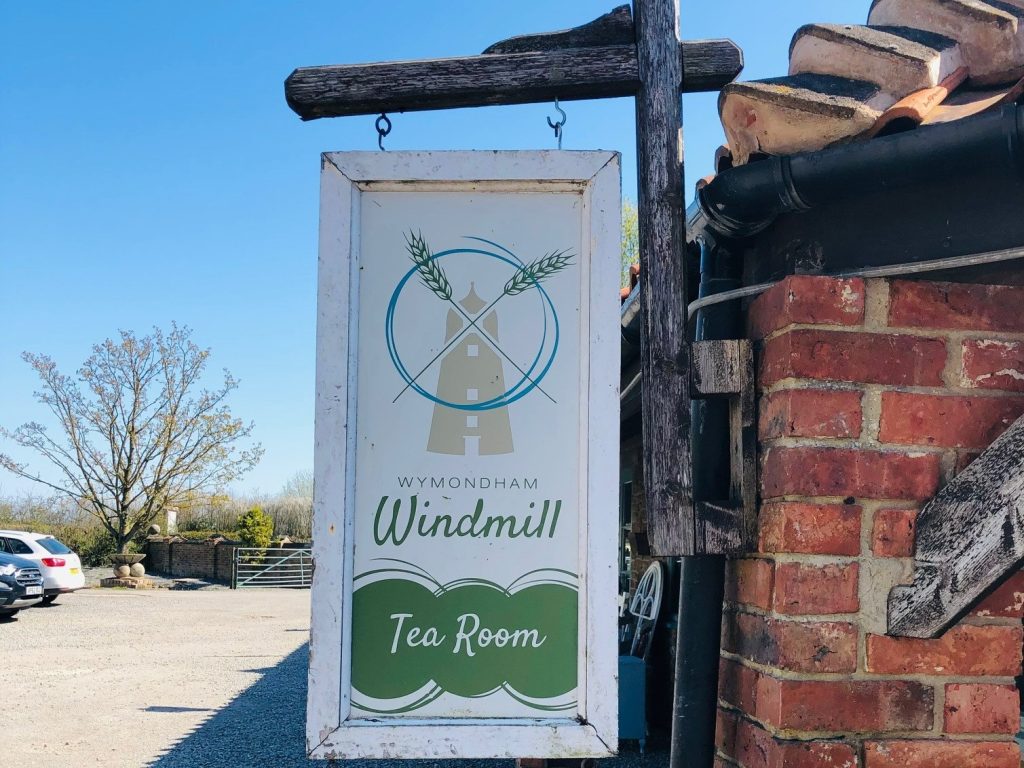 wymondham-sign-landscape.jpg