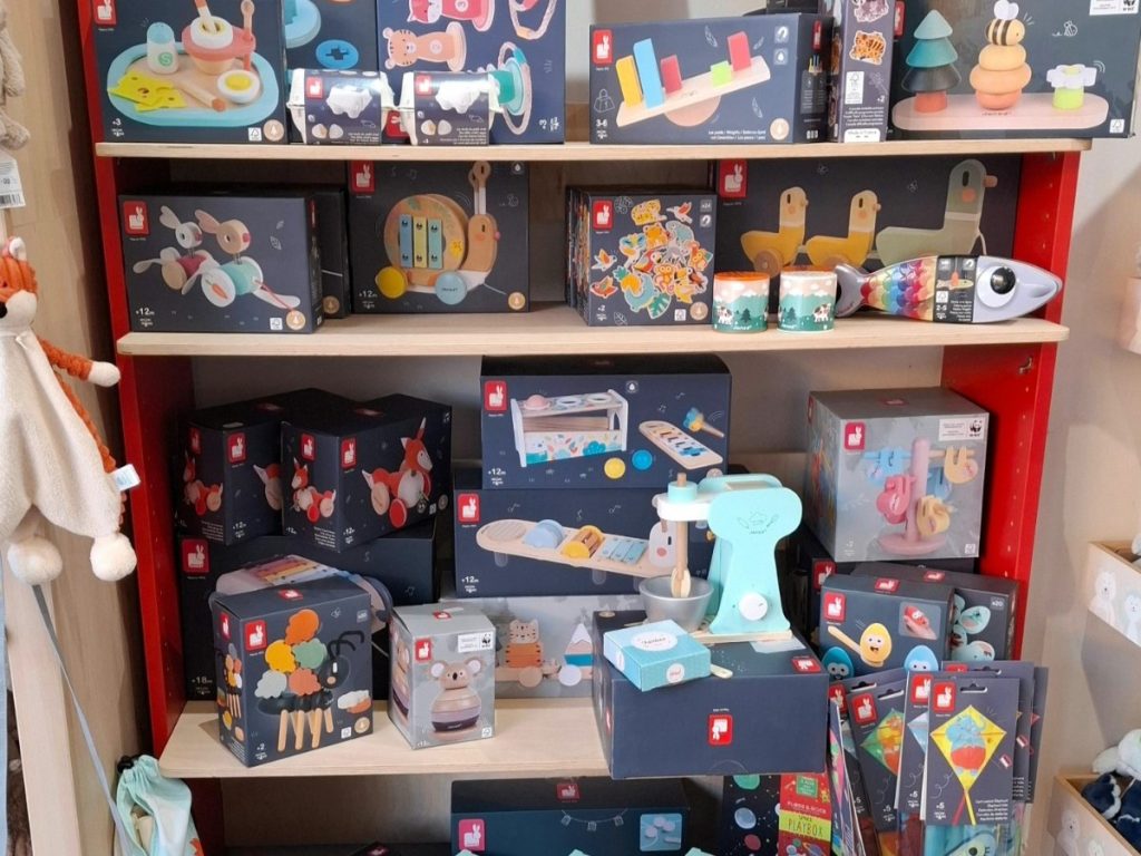 Foxy Lots Merchandise