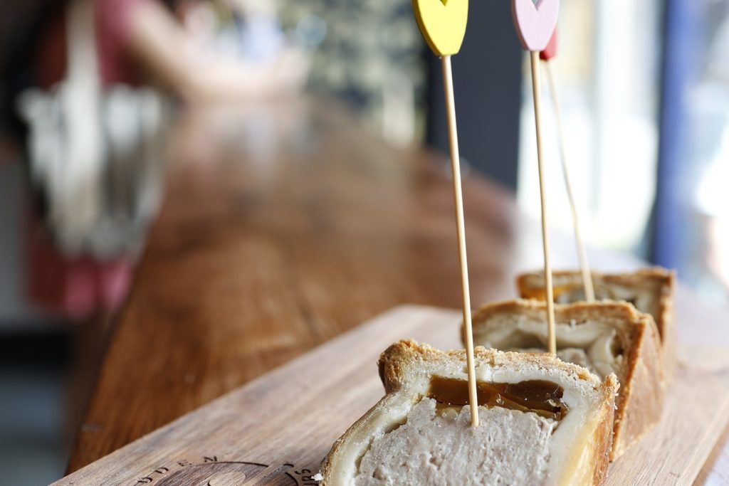 Hidden Food Tours - pies